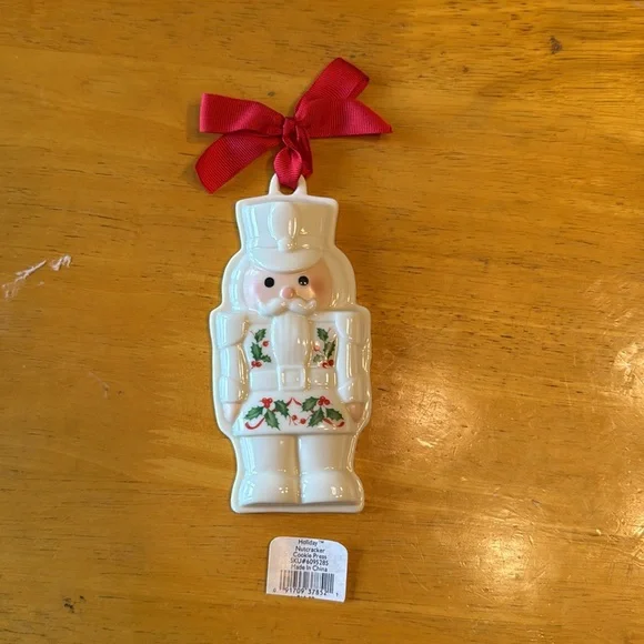 Lenox Holiday Nutcracker Cookie Press. New in package - Picture 3 of 7